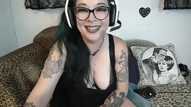 Missy-Dee Live XXX-chat