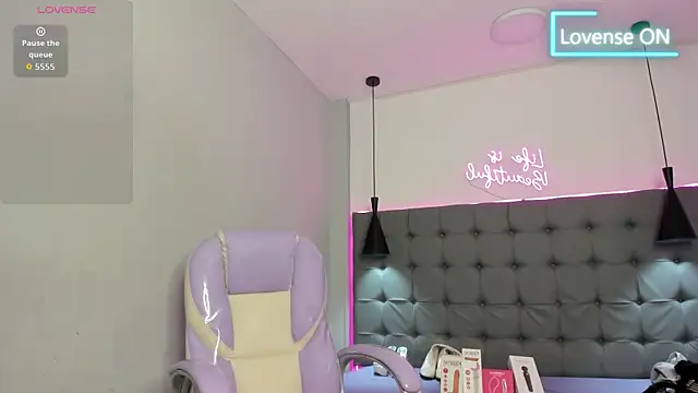 scarletcherry18n Live XXX chat