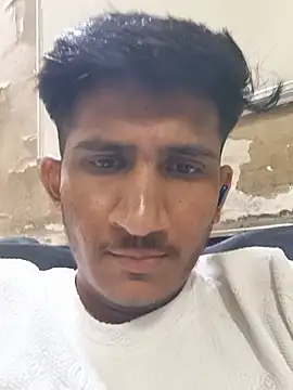 Shaktihwhwh XXX чат на живо