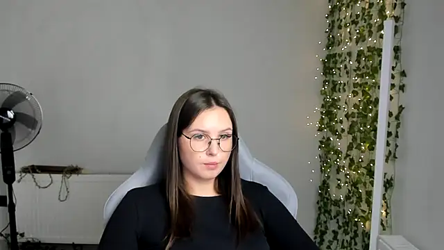 Regina_cute_ Live XXX-chat