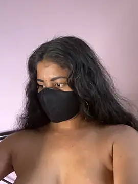 sexy-riyaa43 Adlı Modelin Canlı XXX Sohbeti