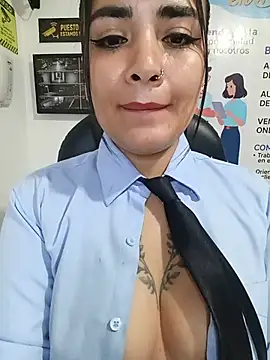 MAYE__13 Show in webcam