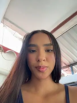 Chatroom XXX en direct de sofi-jimenez