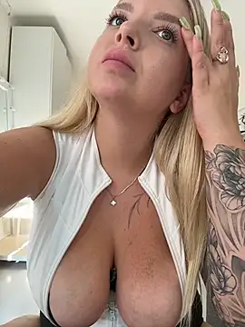 OdriOlsens Chat XXX in diretta