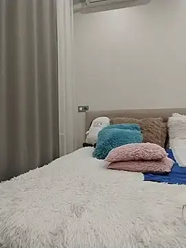 SalientClean Adlı Modelin Canlı XXX Sohbeti