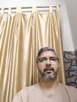 Chat +18 de AerifiedLivelong ao vivo