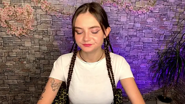 Živý XXX chat may_rollins
