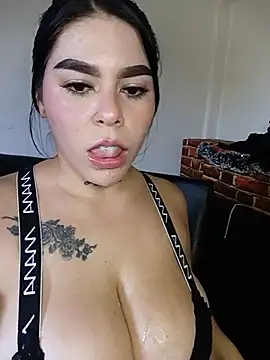 BigTits_Kitty – Live XXX-chat