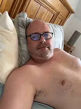 andyjxx XXX чат на живо