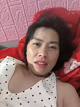 juicy-milu – Live XXX-chat
