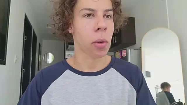 XXX chat uživo modela grey___27