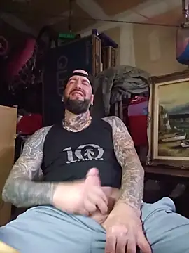 دردشة Beardedtattood الجنسية المباشرة