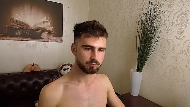 KyloEast Live XXX-Chat