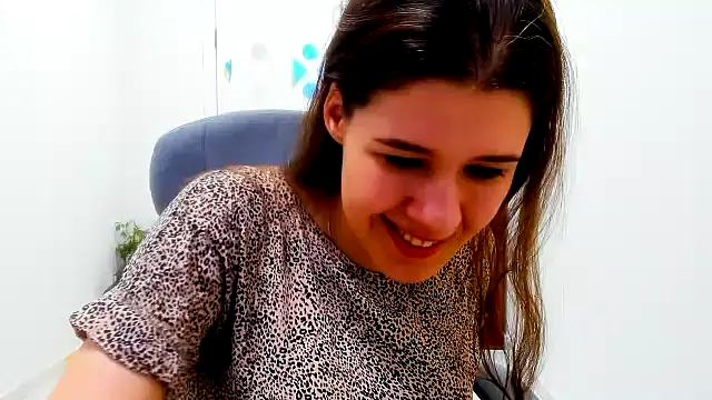Joannia Chat XXX live