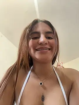 ViankaRose Chat XXX live
