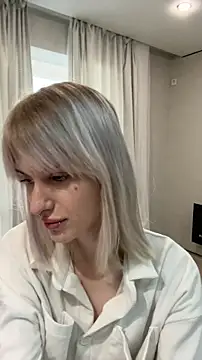 LezzyCrown's Live XXX Chat