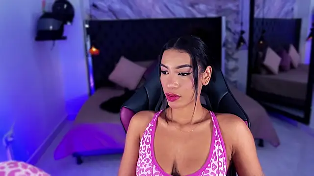 kitty_collins_ Chat XXX live
