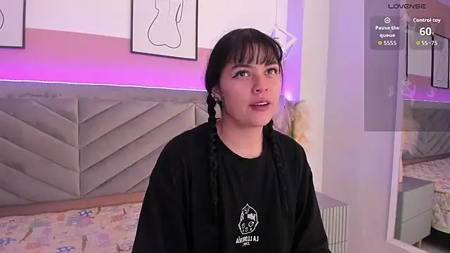 دردشة Kiki_Cam__ الجنسية المباشرة