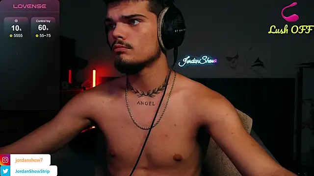 Онлайн чат XXX JordanShow