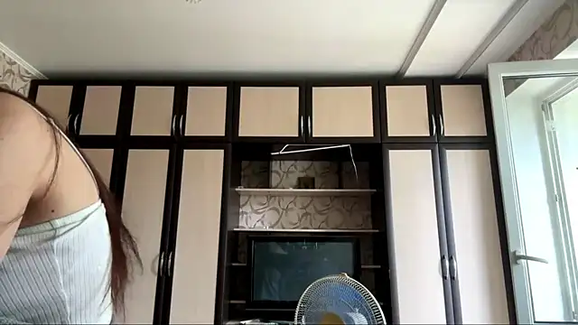 dawnmistX Adlı Modelin Canlı XXX Sohbeti
