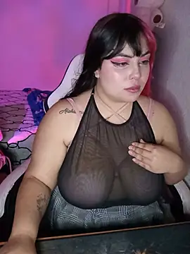 Pinky-Flower live XXX chat