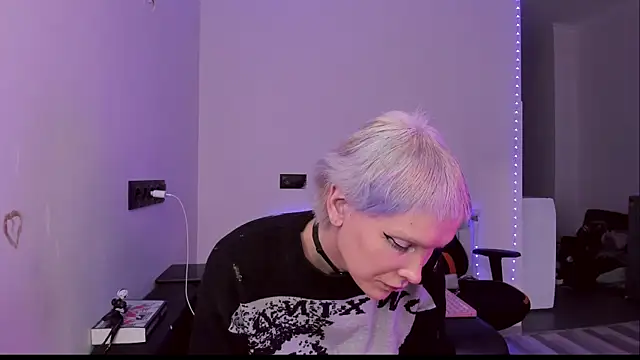 Онлайн чат XXX Lyricca