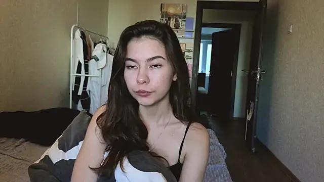 Ellewaay Adlı Modelin Canlı XXX Sohbeti