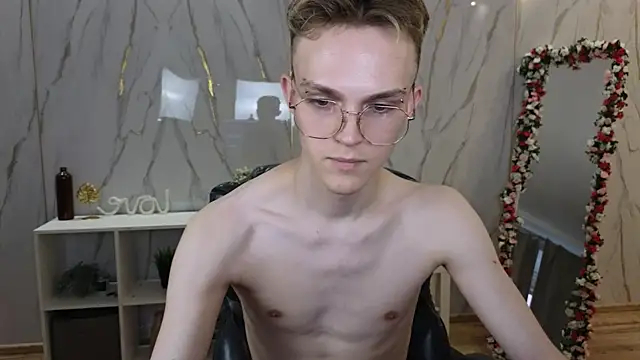 Midnight_gospell webcam show