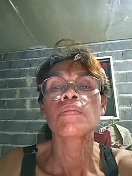 sexynoty69's Webcam Show