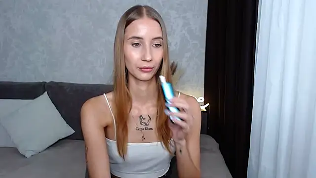 XXX chat uživo modela IrisJones