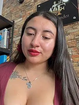 _Sarah-Office1 Chat XXX in diretta