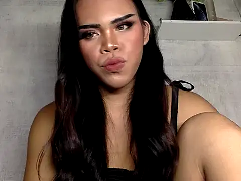 HOT_CUM_ELLA Webcamshow
