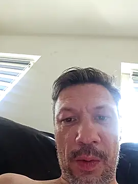XXX chat uživo modela tomek84