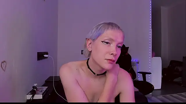 Онлайн чат XXX Lyricca