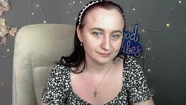 NinaFlawlees Live XXX-chat