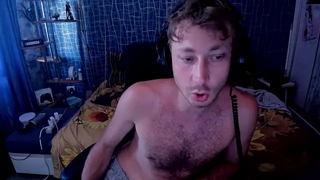 XXX chat uživo modela CuteBoy228