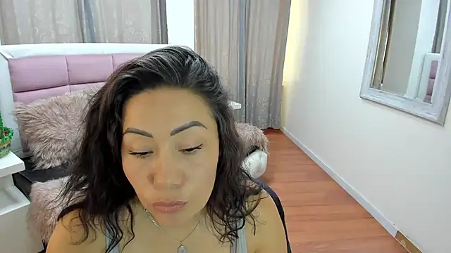 gaby_trent লাইভ XXX চ্যাট