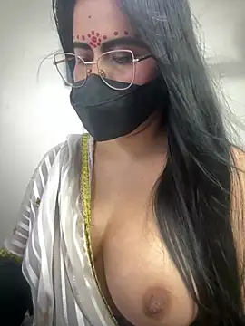 Chat XXX en directo de dayadubey_