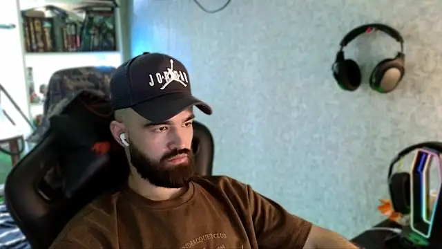 _Serious_Man – Naživo XXX chat