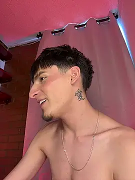 Mateo_Mitchell – Naživo XXX chat