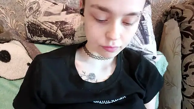 Živý XXX chat CaraDelevingnee