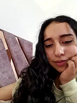 zoezephyr12's Live XXX Chat