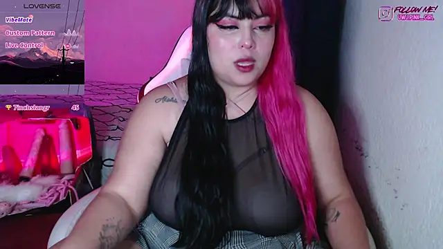 Pinky-Flower Chat XXX in diretta