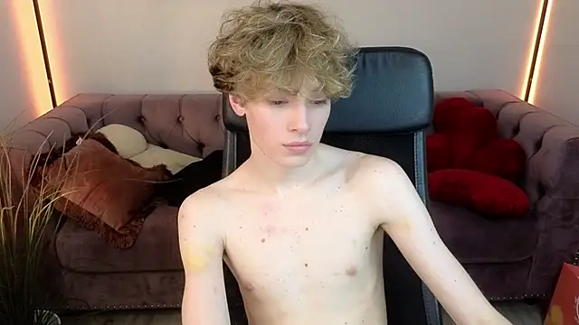 kevingarsiaa Live XXX Chat