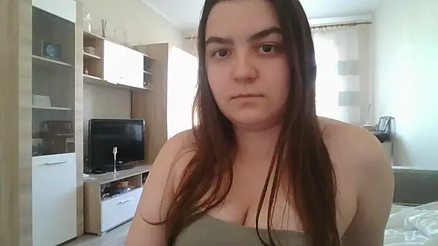 Farynaan Live XXX chat