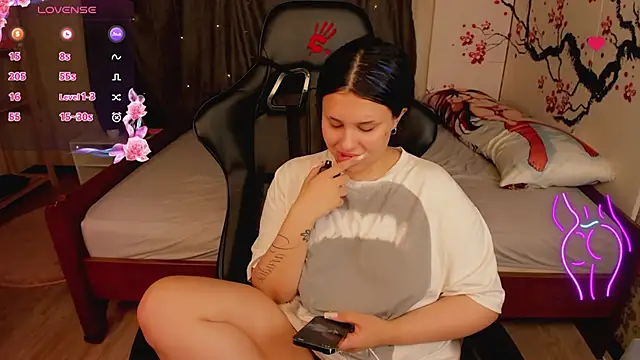 amelibamby Adlı Modelin Canlı XXX Sohbeti