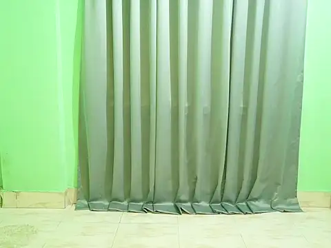 Spit_queen_ XXX чат на живо