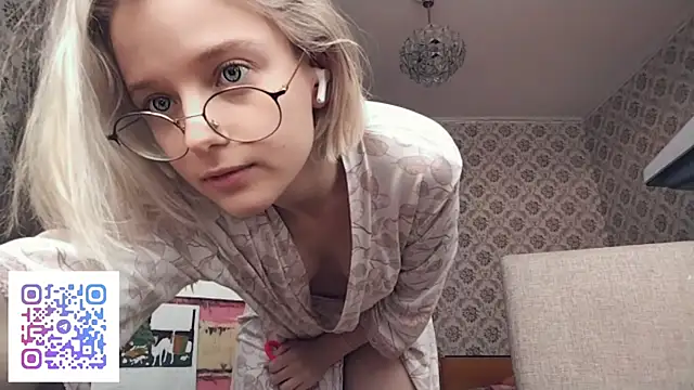 Smartemilia Live XXX-Chat