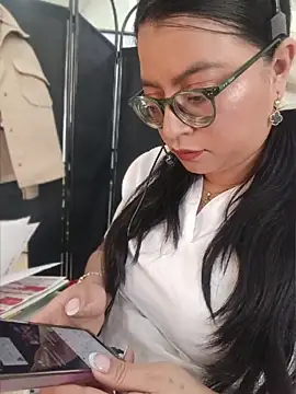 SOFI__10 – Naživo XXX chat