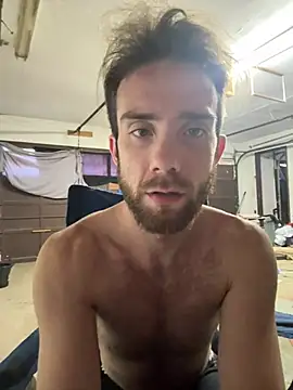 WhiteBoyyAhFreak913: διαδικτυακό σόου στην κάμερα